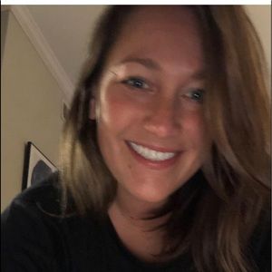 Meet your Posher, Virginia